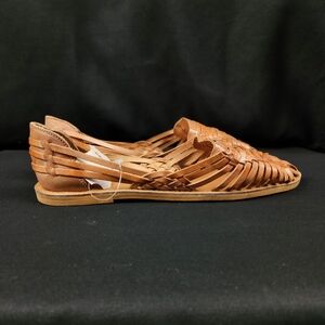 Huarache Sandals Genuine Leather Women Sz 11 Tan New in Box Vintage